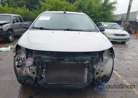 2013 Ford Edge Se z USA, uszkodzony, nr VIN 2FMDK3GC9DBE17551